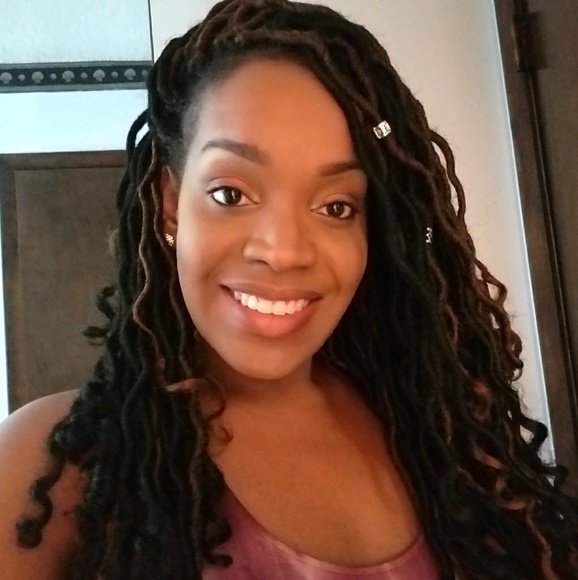 Meet your Posher, Essence - Picture 1 of 1